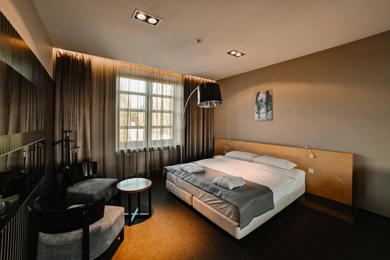 Park Hotel Switzerland Obariv Luaran gambar