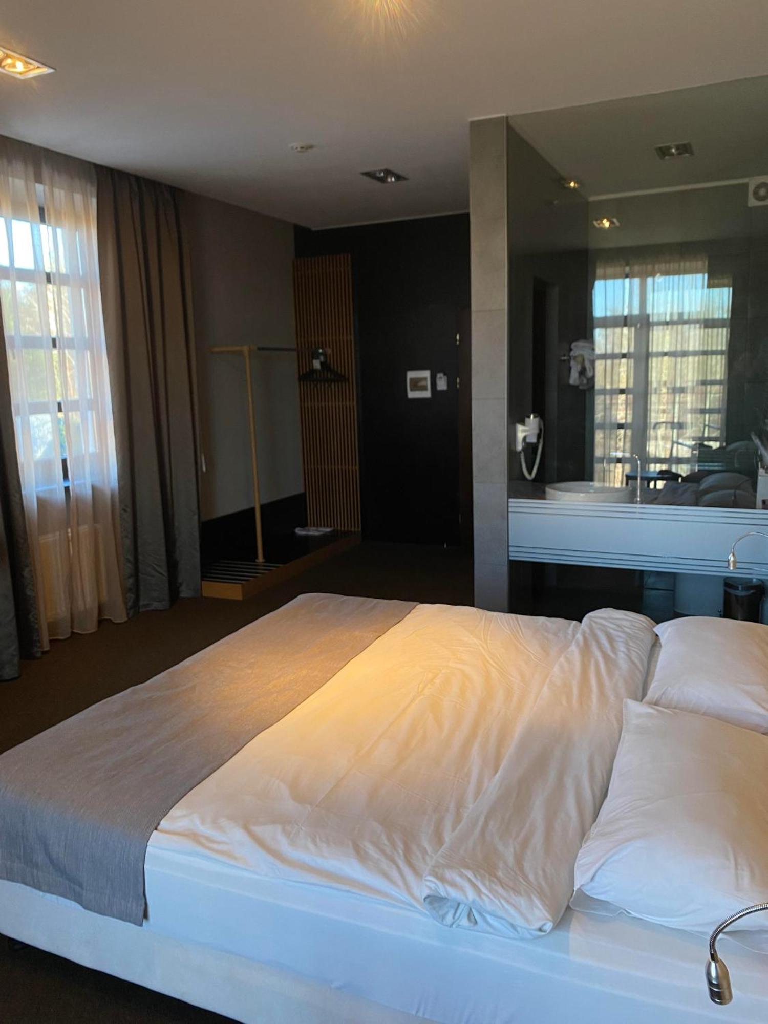 Park Hotel Switzerland Obariv Luaran gambar