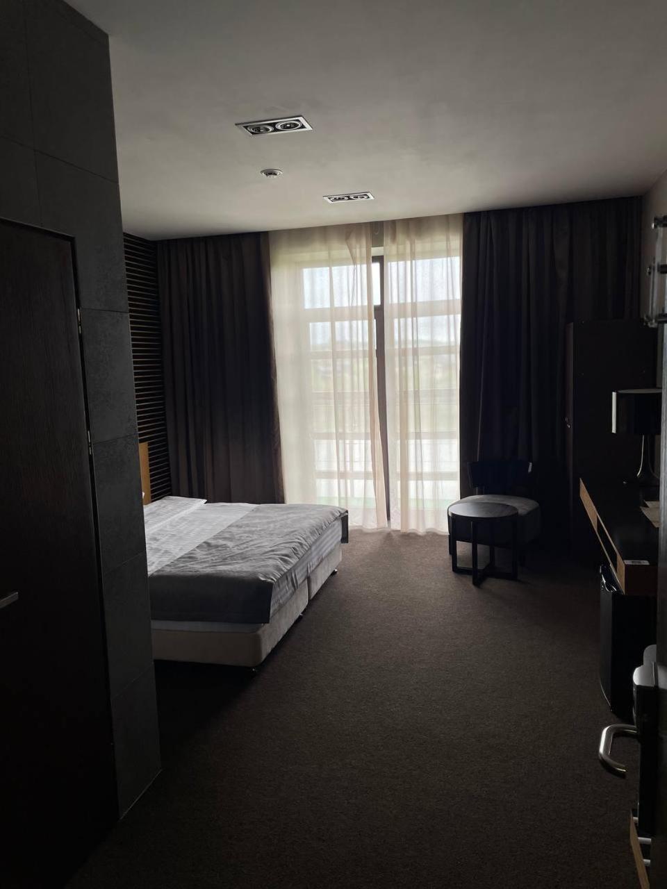 Park Hotel Switzerland Obariv Luaran gambar